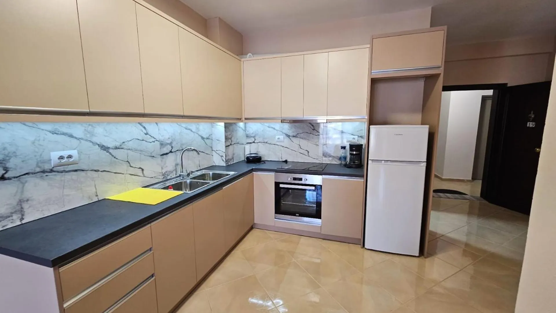Albania Dream Holidays Apartment ساراندا 0*,  ألبانيا